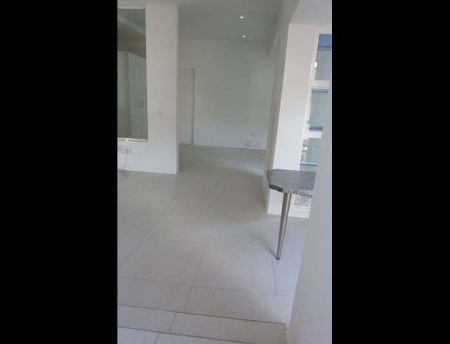 1 bed property to rent in WOODSTOCK